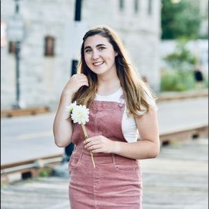 Meet your Posher, Ellen